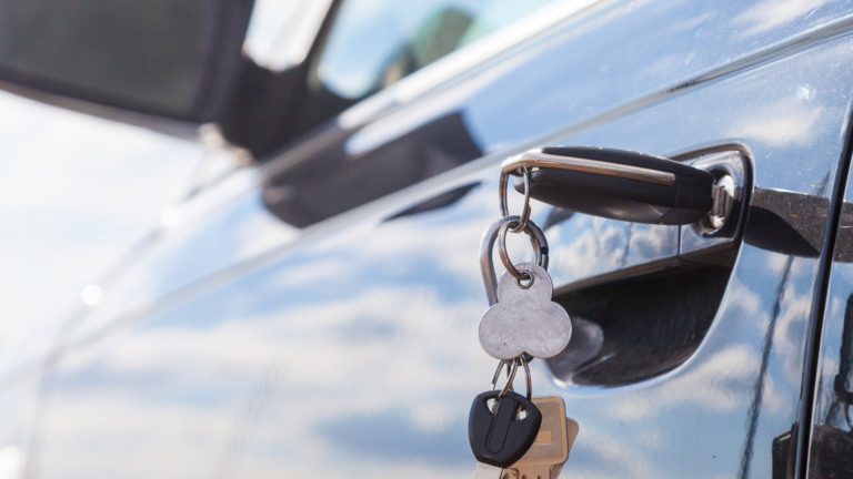 The Quickest Way to New Car Keys: Maywood, CA New Car Keys Service